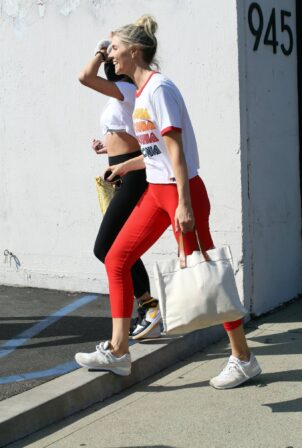 Olivia Jade Giannulli - With Amanda Kloots  coming out together in Los Angeles